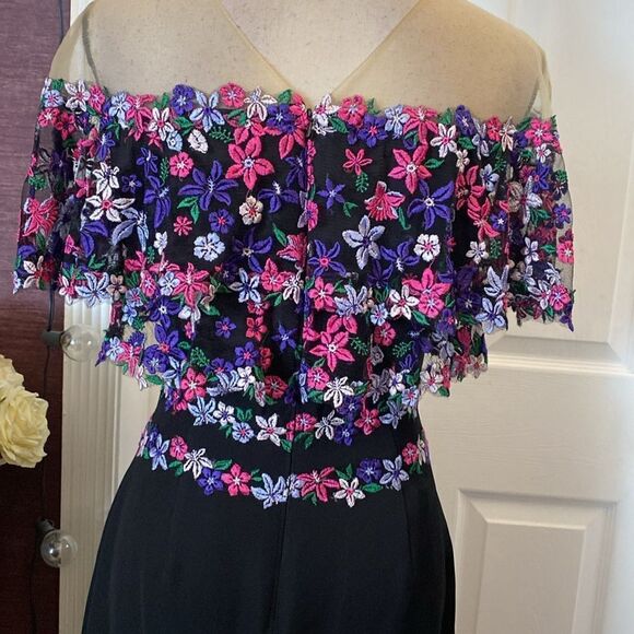 Tadashi Shoji mesh/embroidered top midi dress, S - Picture 11 of 13